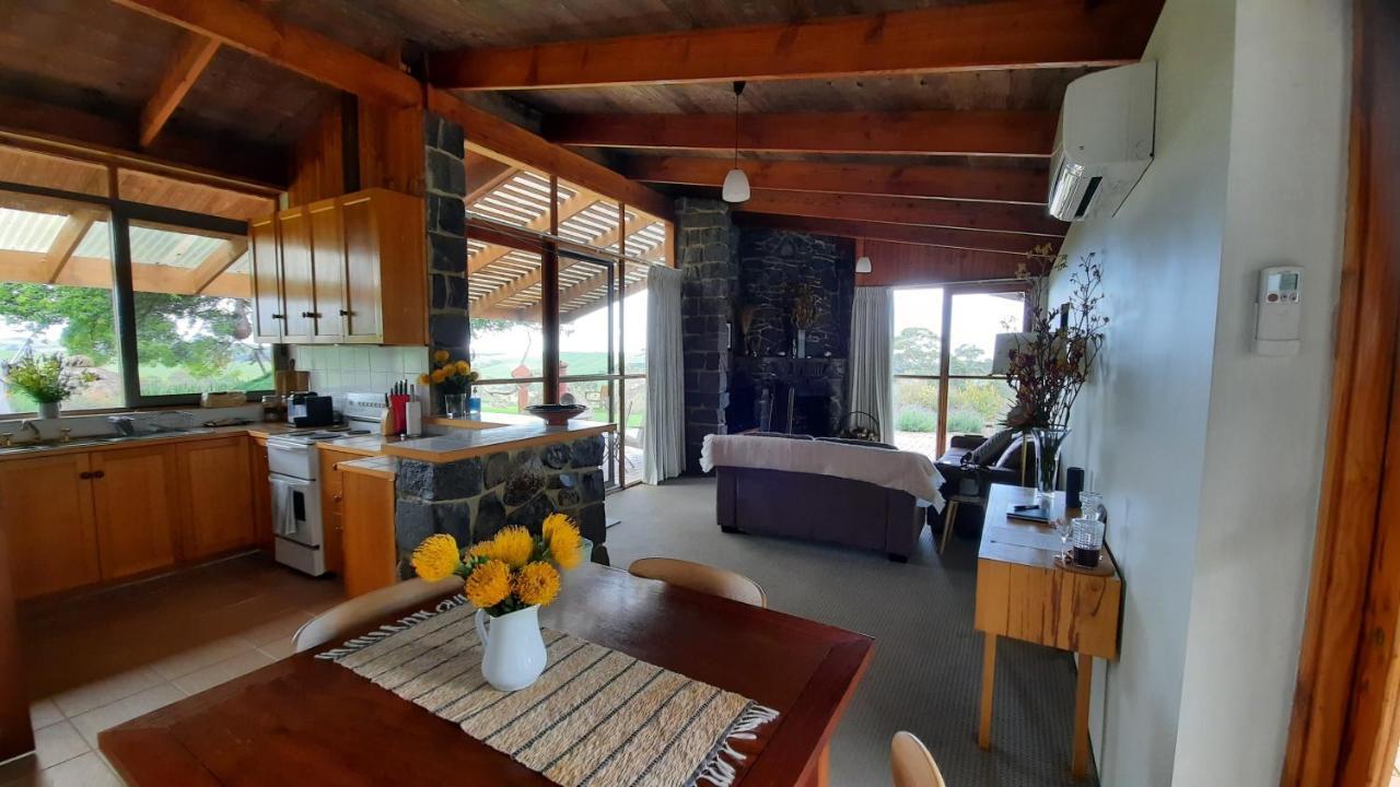 Rockbank Retreat Bed & Breakfast Ryanston Exterior photo